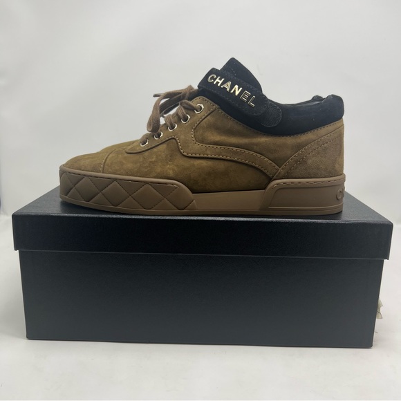 Chanel Suede Logo Strap Low Top Sneakers Size 41.5 / 10.5 NEW WITH BOX - Picture 13 of 16